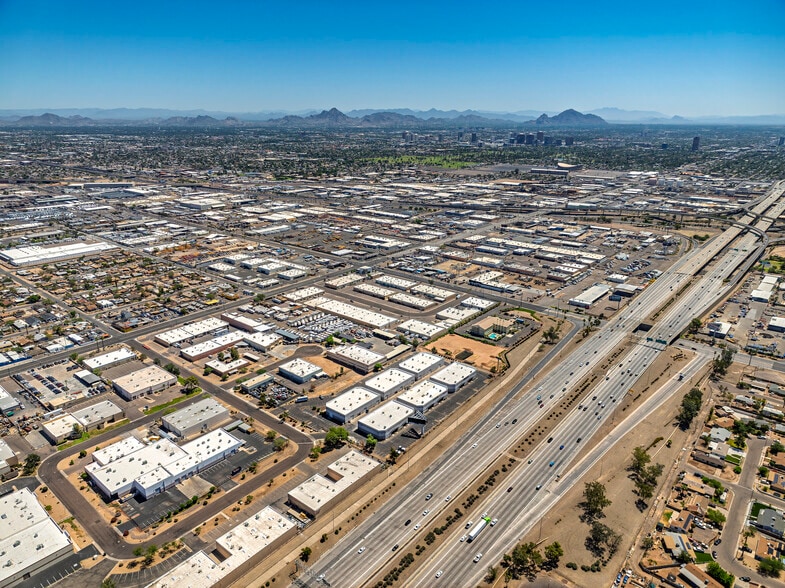 More Photos Of 1329 N 29th Ave, Phoenix Warehouse For Lease
