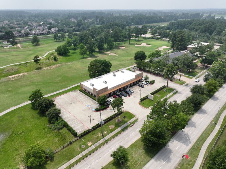 More Photos Of 19059 Champion Forest Dr, Spring Storefront Retail Office For Sale