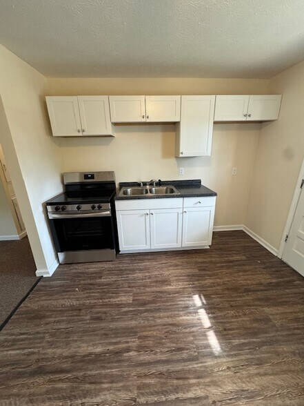 More Photos Of 1202 Martin Luther King Jr Blvd, Columbus Apartments For Sale