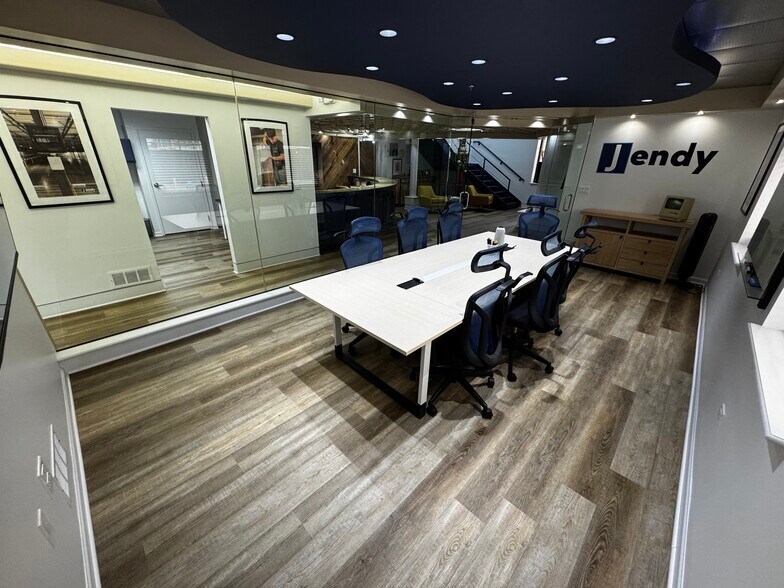 More Photos Of 1540 Hannah Ave, Forest Park Light Distribution For Lease