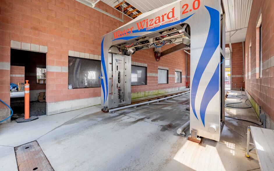 More Photos Of 286 S Douglas St, Powell Specialty For Sale
