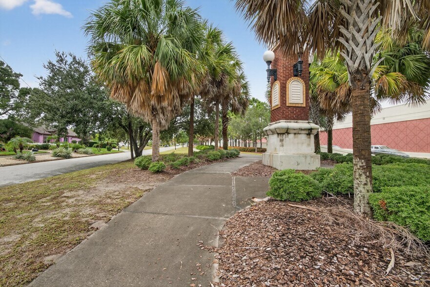 More Photos Of 1305 N Armenia Ave, Tampa Office For Sale