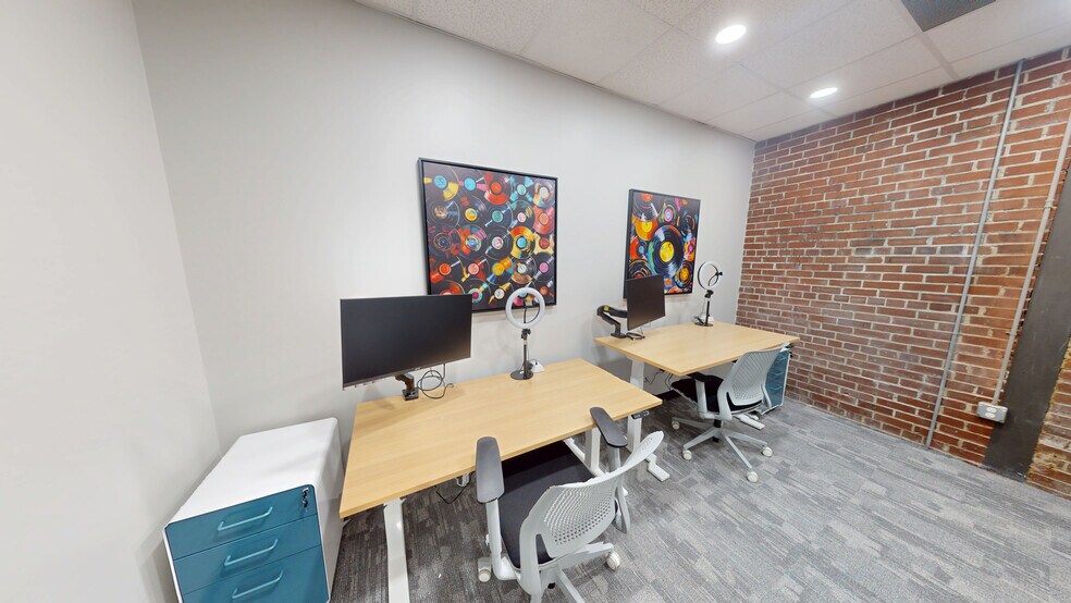 More Photos Of 2600 8th Ave S, Nashville Coworking Space