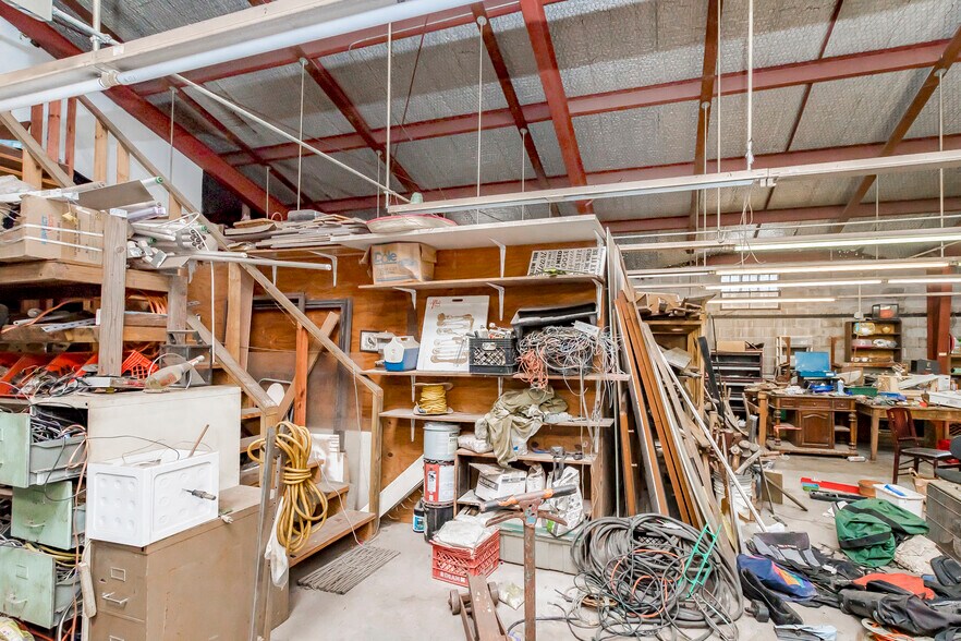 More Photos Of 2008 North St, Baton Rouge Office For Sale