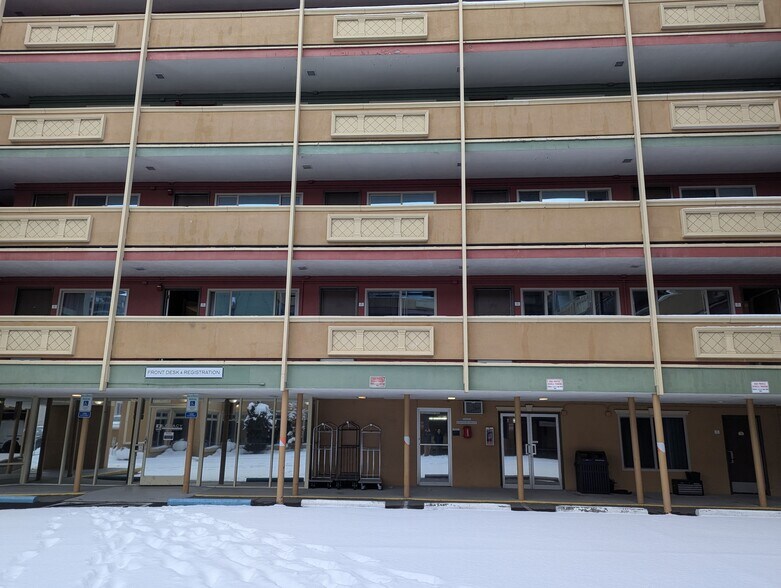 More Photos Of 140 Court St, Reno Hotel For Sale