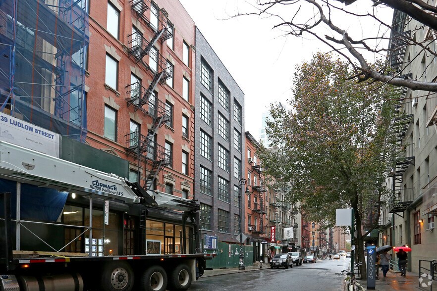 Primary Photo Of 145 Ludlow St, New York Apartments For Sale