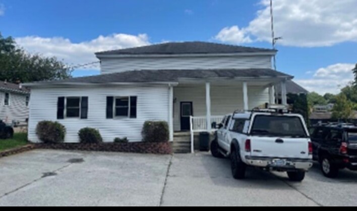 Primary Photo Of 2412 Marsh St, Lynchburg Showroom For Sale