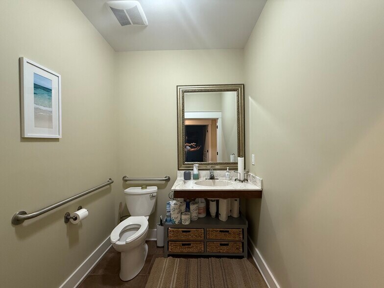 More Photos Of 100-126 Island Professional Park, Saint Simons Island Office For Sale