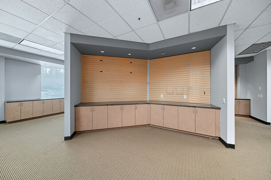 More Photos Of 1520 Bridgegate Dr, Diamond Bar Office For Lease
