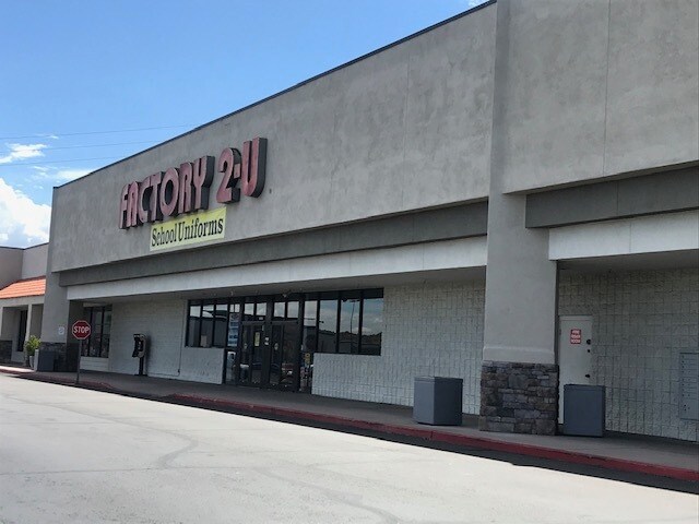 More Photos Of 351-499 W Mariposa Rd, Nogales Unknown For Lease