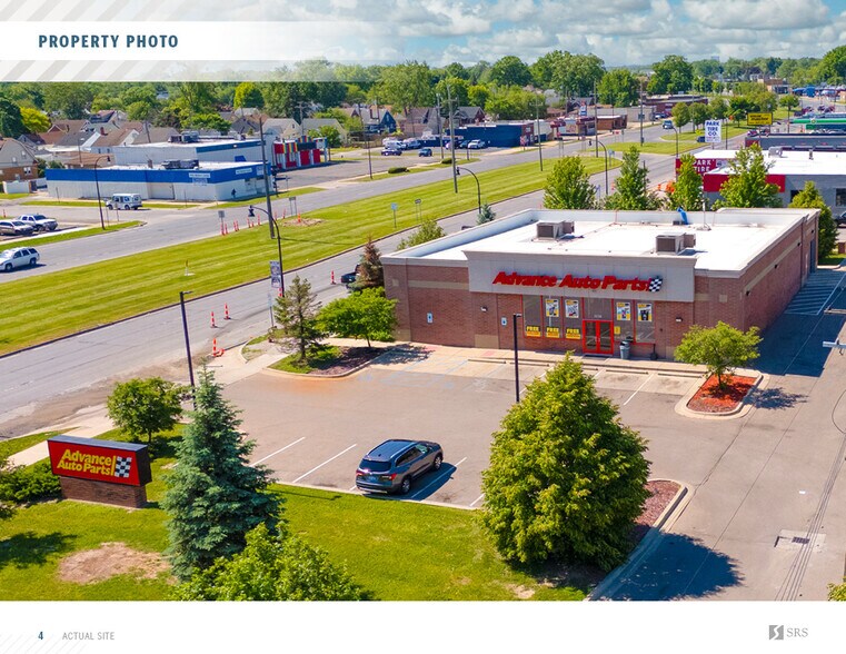 More Photos Of 2230 Fort St, Lincoln Park Freestanding For Sale