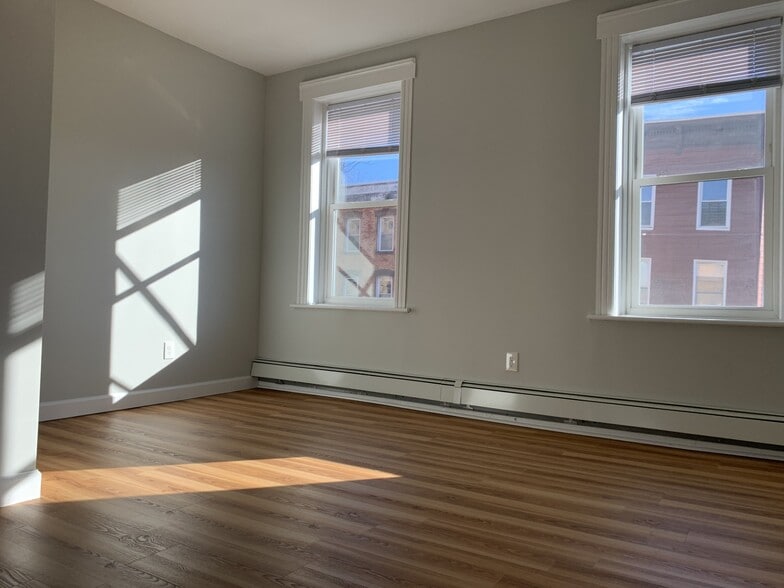 More Photos Of 181 Monticello Ave, Jersey City Apartments For Lease