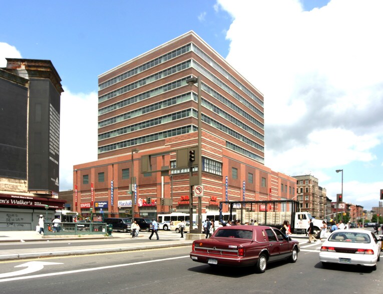 More Photos Of 115 W 125th St, New York Office For Lease