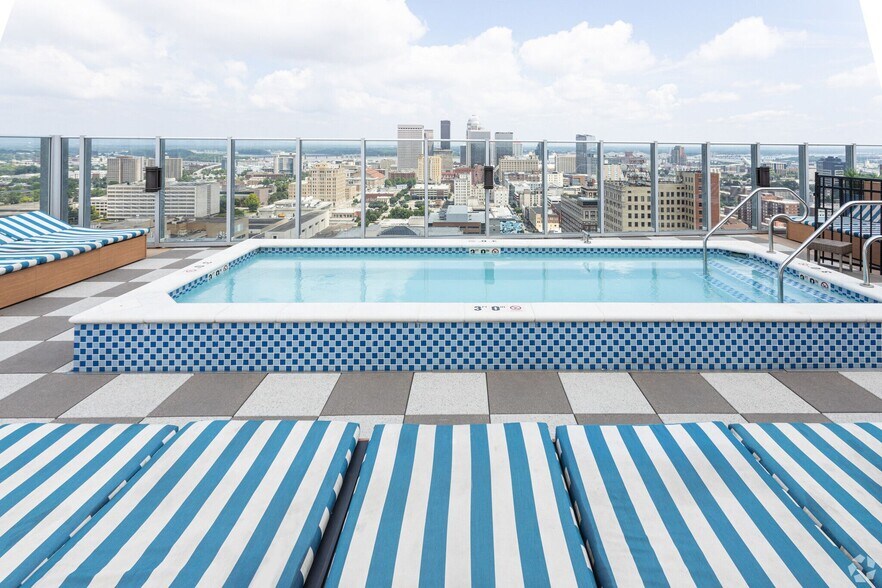 More Photos Of 800 S 4th St, Louisville Apartments For Lease