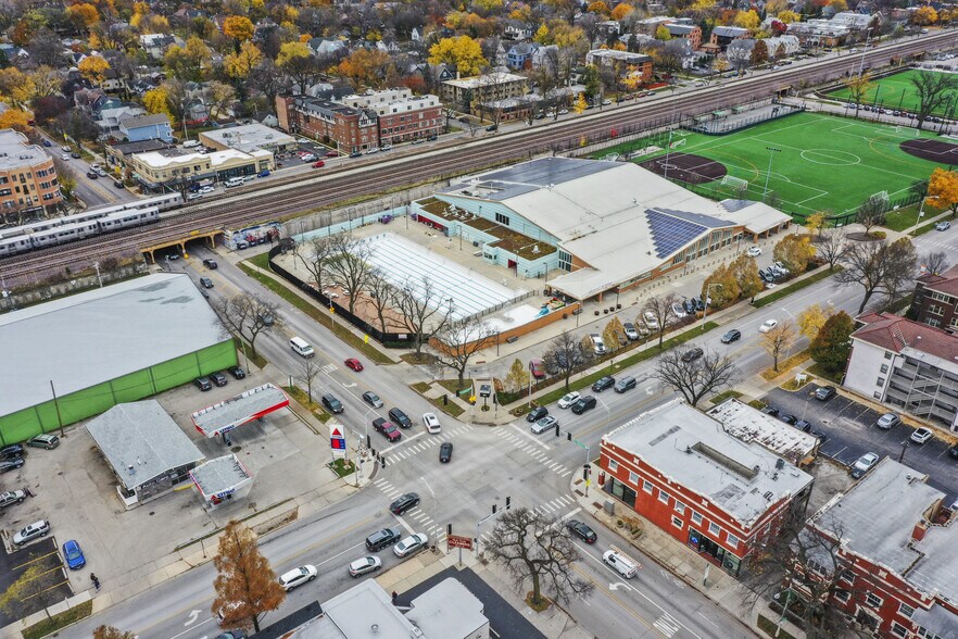 More Photos Of 400-402 Lake St, Oak Park Storefront Retail Office For Sale