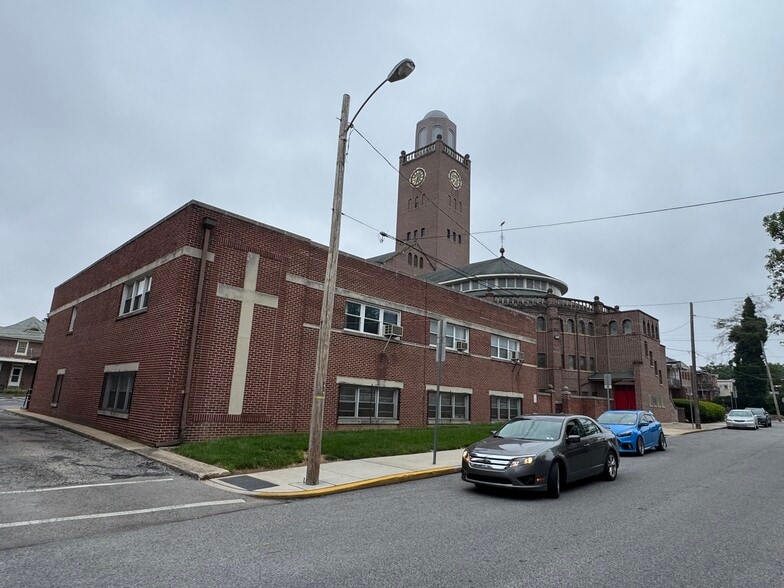 More Photos Of 100 Lafayette St, York Specialty For Sale