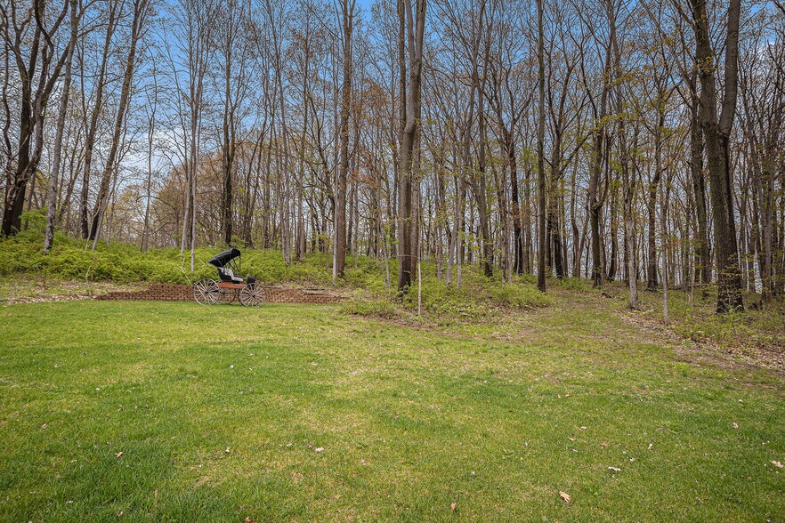 More Photos Of 15165 Main St, Buchanan Theater Concert Hall For Sale