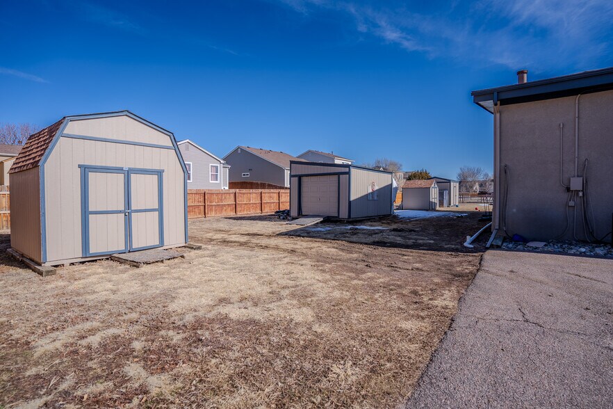 More Photos Of 7230 C & S Rd, Fountain Specialty For Sale