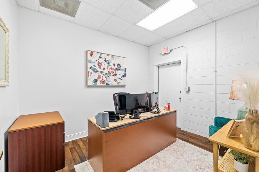 More Photos Of 12815 US Highway 98 W, Miramar Beach Medical For Sale