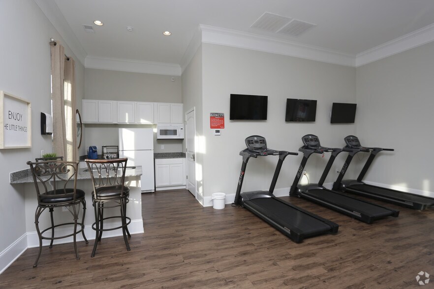 More Photos Of 1980 W Main St, Central Apartments For Sale