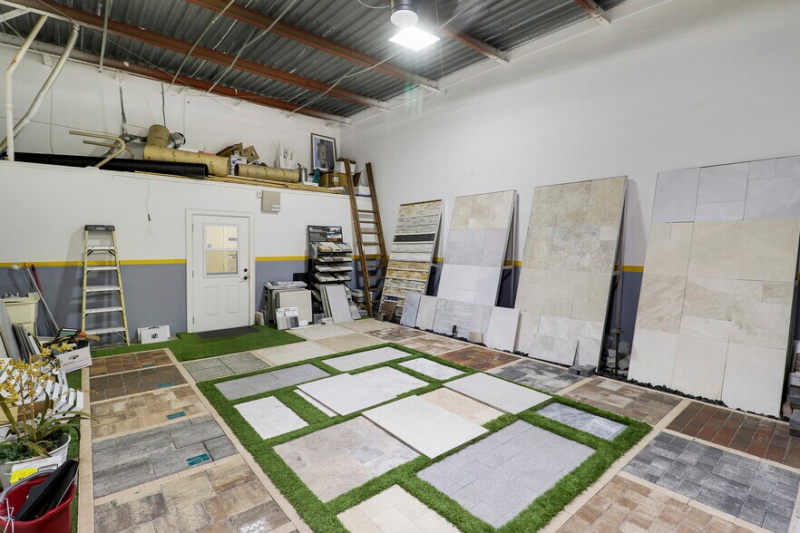 More Photos Of 3300 S Congress Ave, Boynton Beach Showroom For Sale