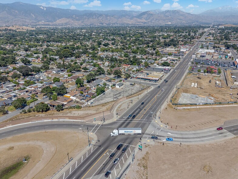 More Photos Of 1208 W Highland Ave, San Bernardino Auto Dealership For Lease