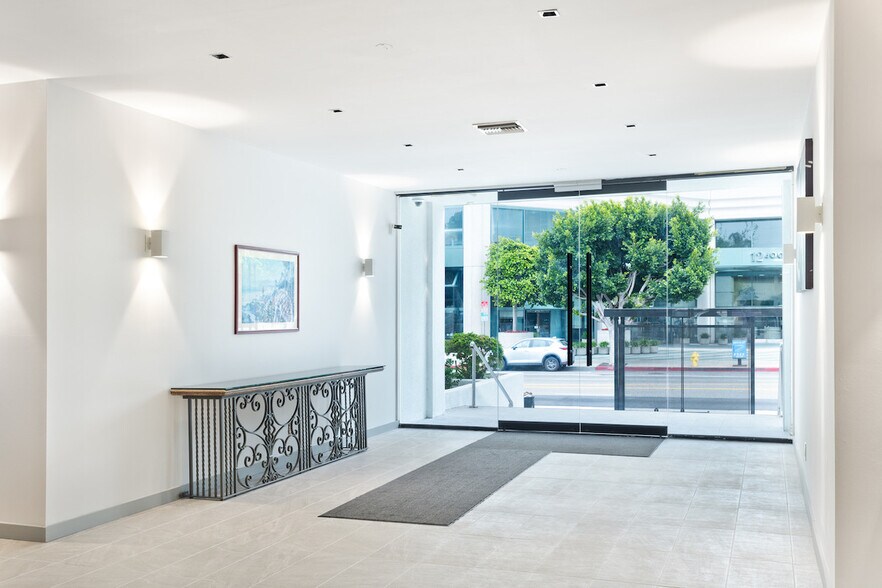 More Photos Of 12381 Wilshire Blvd, Los Angeles Medical For Lease