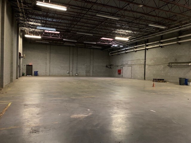 More Photos Of 458 Whitfield St, Fayetteville Manufacturing For Sale