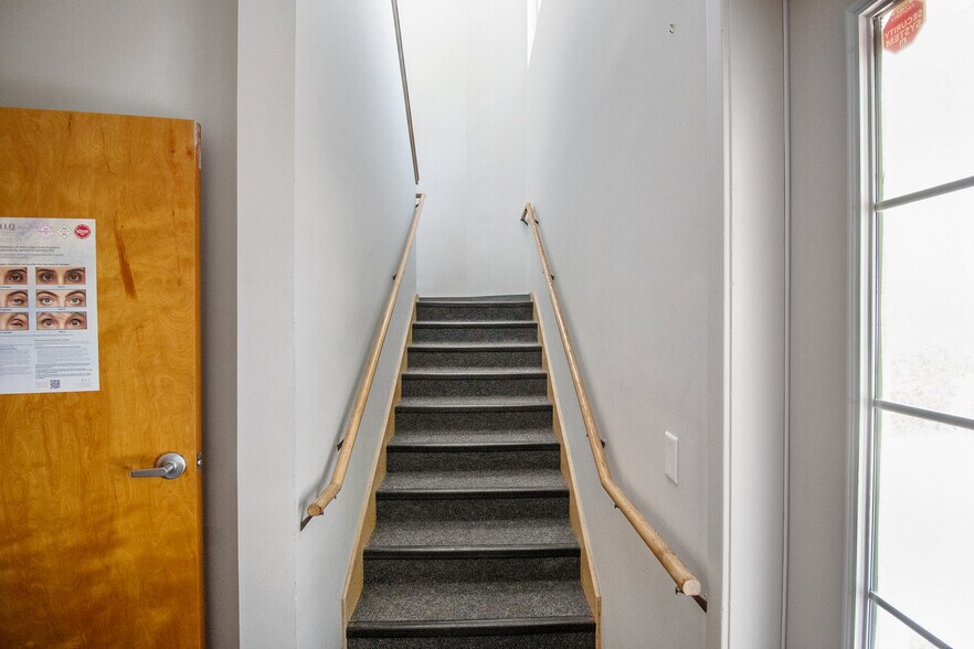 More Photos Of 410 Jacksonville Dr, Jacksonville Beach Medical For Lease