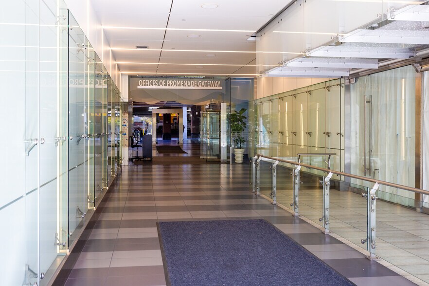 More Photos Of 1451-1457 3rd Street Promenade, Santa Monica Loft Creative Space For Lease