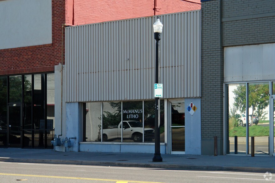 More Photos Of 710 N Broadway Ave, Oklahoma City Storefront For Lease