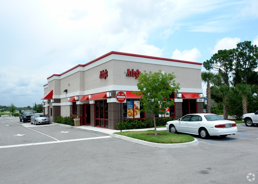 More Photos Of 1621 NW St Lucie West Blvd, Port Saint Lucie Fast Food For Lease