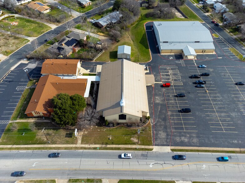 More Photos Of 906 Trimmier Rd, Killeen Religious Facility For Sale