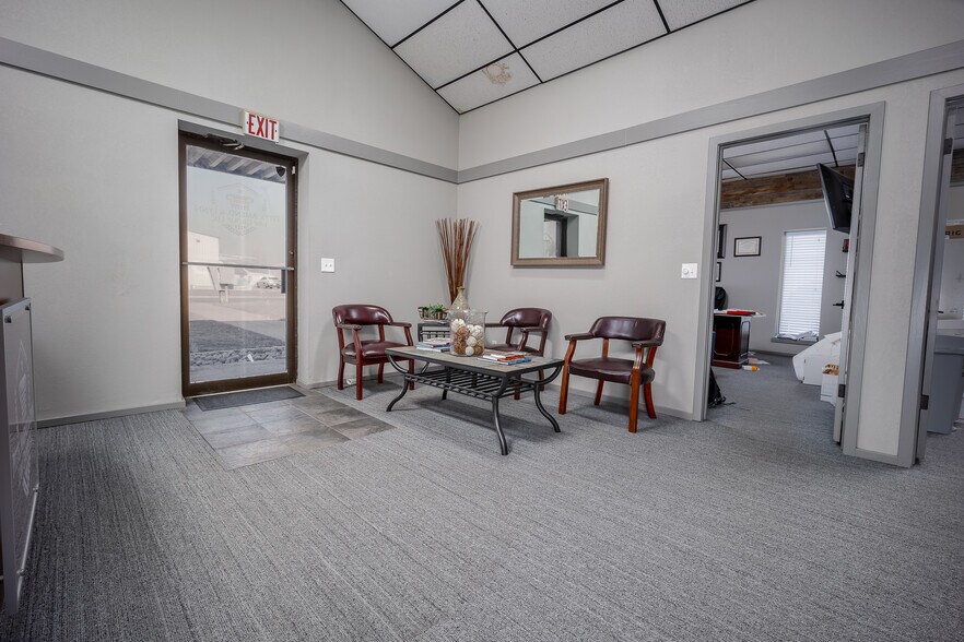 More Photos Of 2845 Broce Dr, Norman Office For Sale