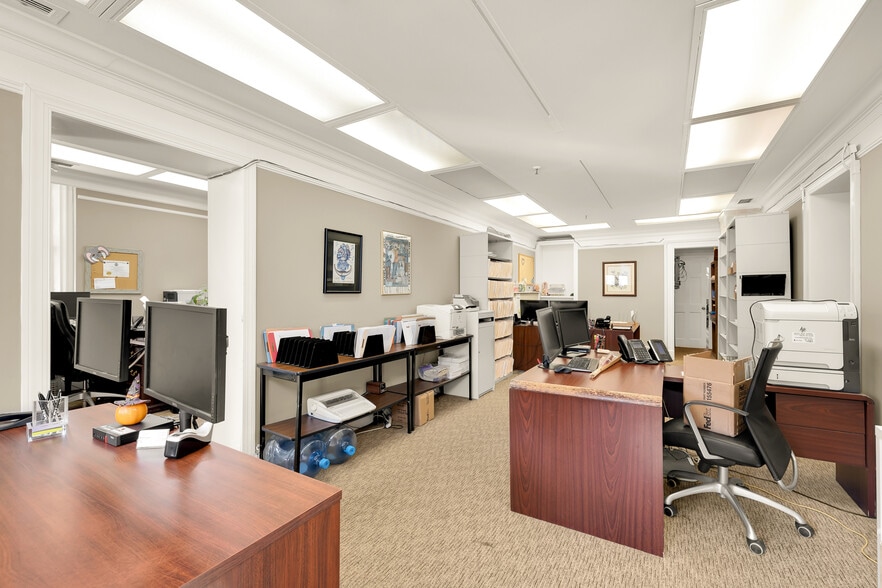 More Photos Of 228 S Washington St, Alexandria Loft Creative Space For Sale