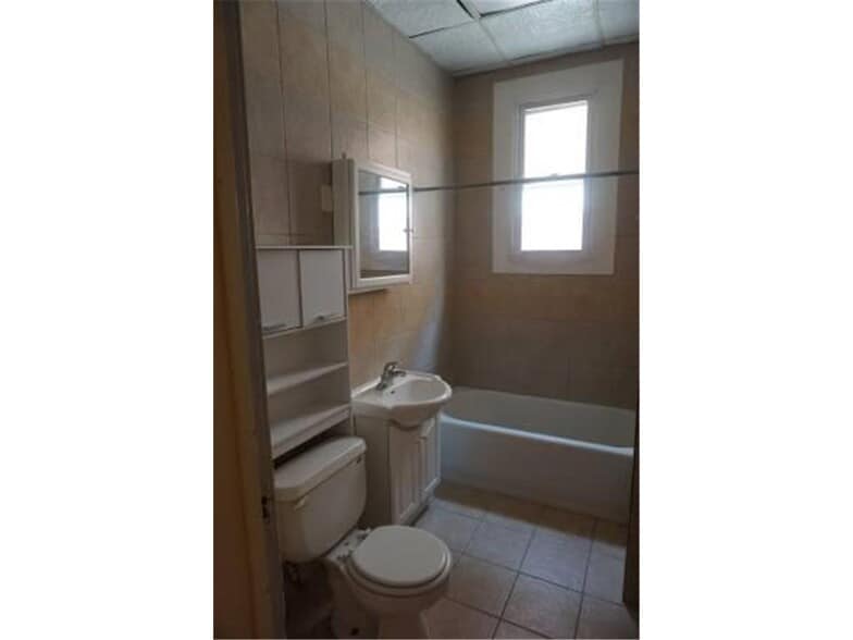 More Photos Of 520 S 2nd St, Mankato Multifamily For Sale