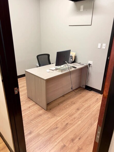 More Photos Of 20325 N 51st Ave, Glendale Medical For Lease