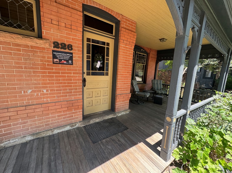 More Photos Of 226 W Magnolia St, Fort Collins Office For Sale