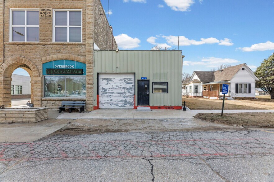 More Photos Of 403 Maple St, Overbrook Industrial For Sale