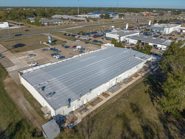 Primary Photo Of 5803 Coliseum Blvd, Alexandria Office For Lease