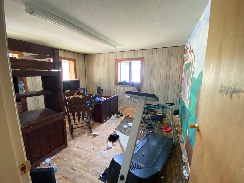 More Photos Of 534 N State St, Alma Religious Facility For Sale