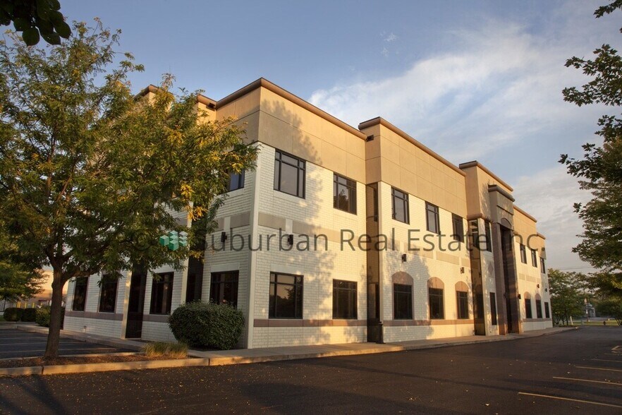 More Photos Of 3180 Theodore St, Joliet Office For Sale