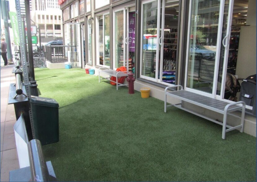 More Photos Of 1020 15th St, Denver Apartments For Lease