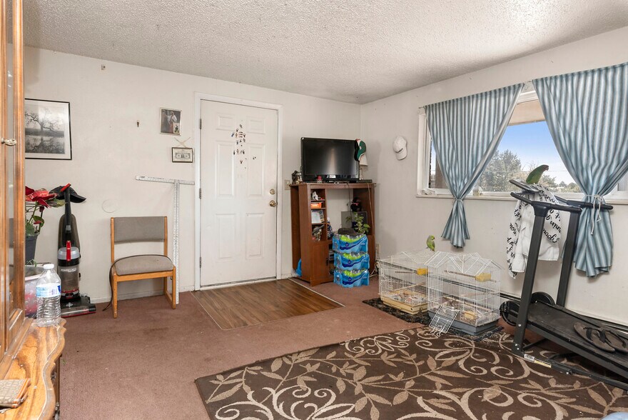 More Photos Of 4060 Airport Rd, Colorado Springs Apartments For Sale