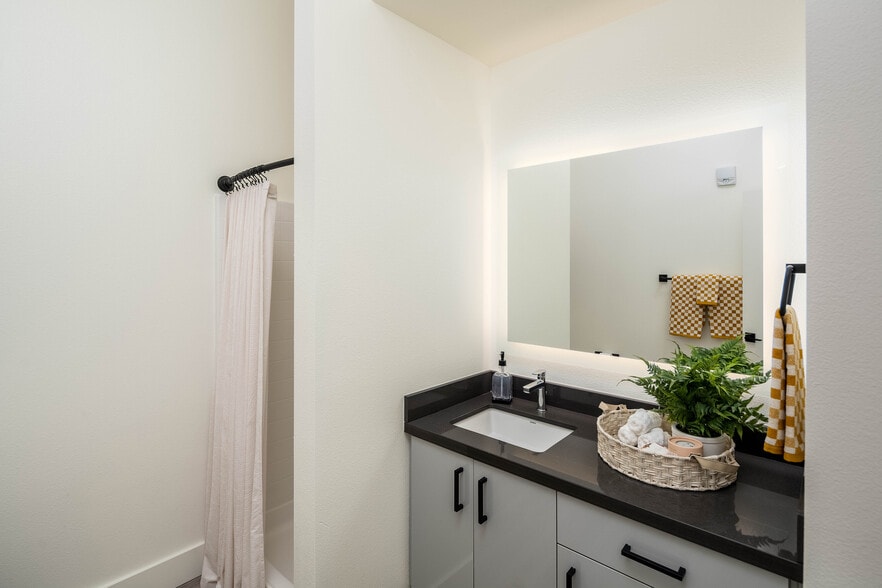 More Photos Of 344 W 2nd St, Reno Apartments For Sale