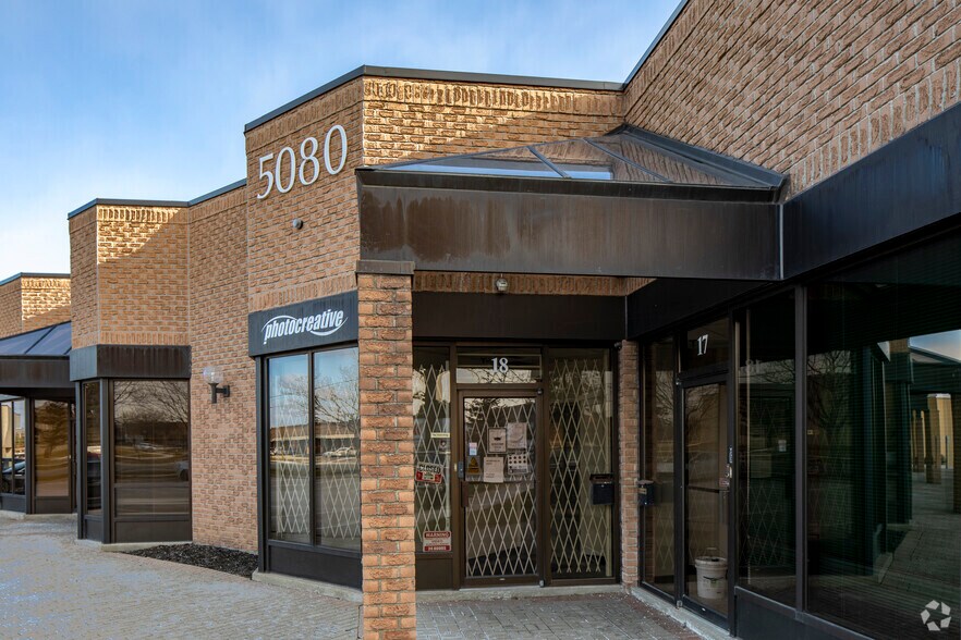 More Photos Of 5080 Timberlea Blvd, Mississauga Manufacturing For Lease