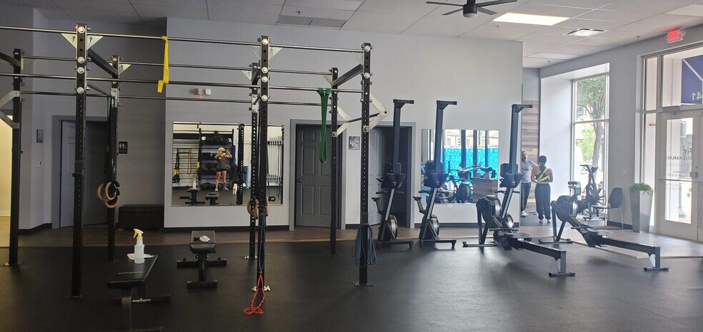 More Photos Of 51-181 S 1st St, St Charles Coworking Space