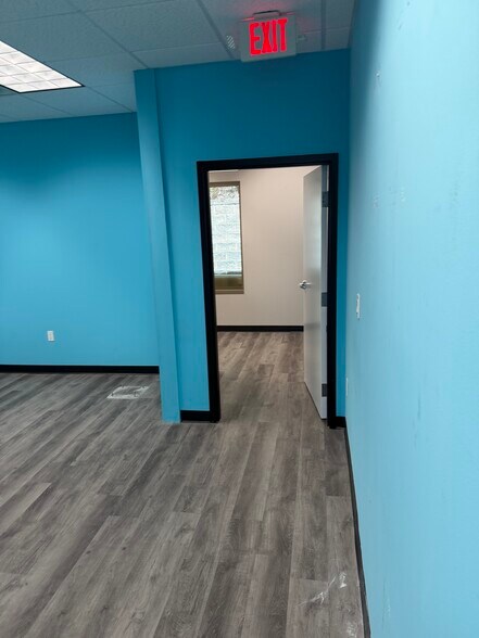 More Photos Of 4245 Johns Creek Pky, Suwanee Medical For Lease