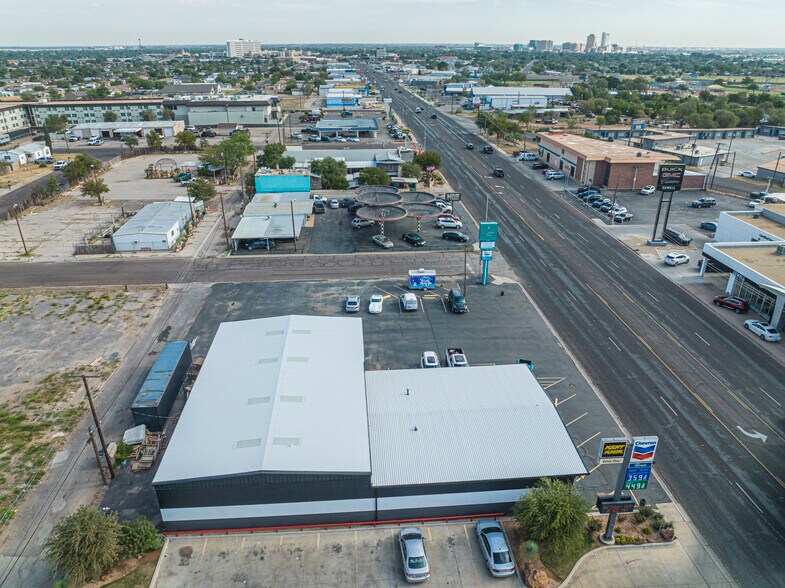 More Photos Of 3300 W Wall St, Midland Freestanding For Sale