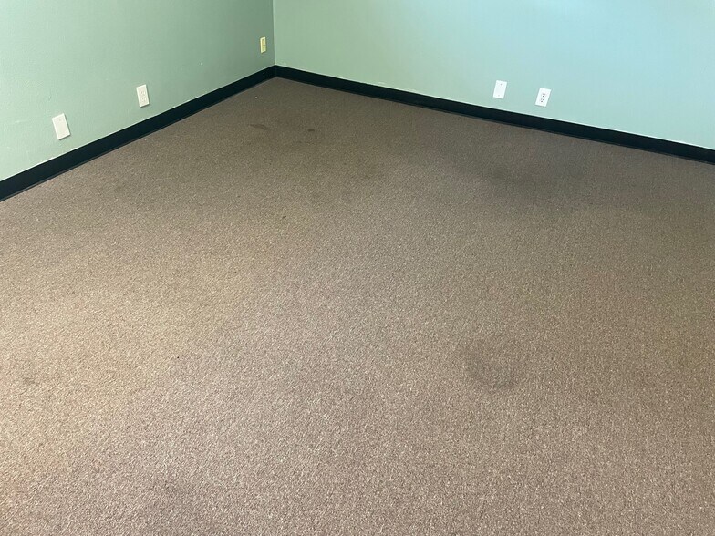 More Photos Of 550 Main St, Diamond Springs Office For Sale